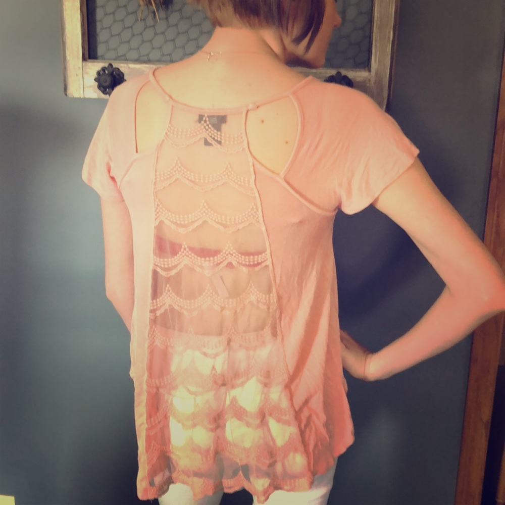 coral pink t-shrit